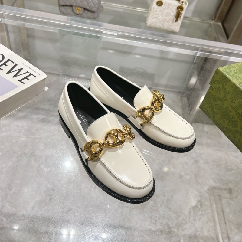 G*u*i leather shoes